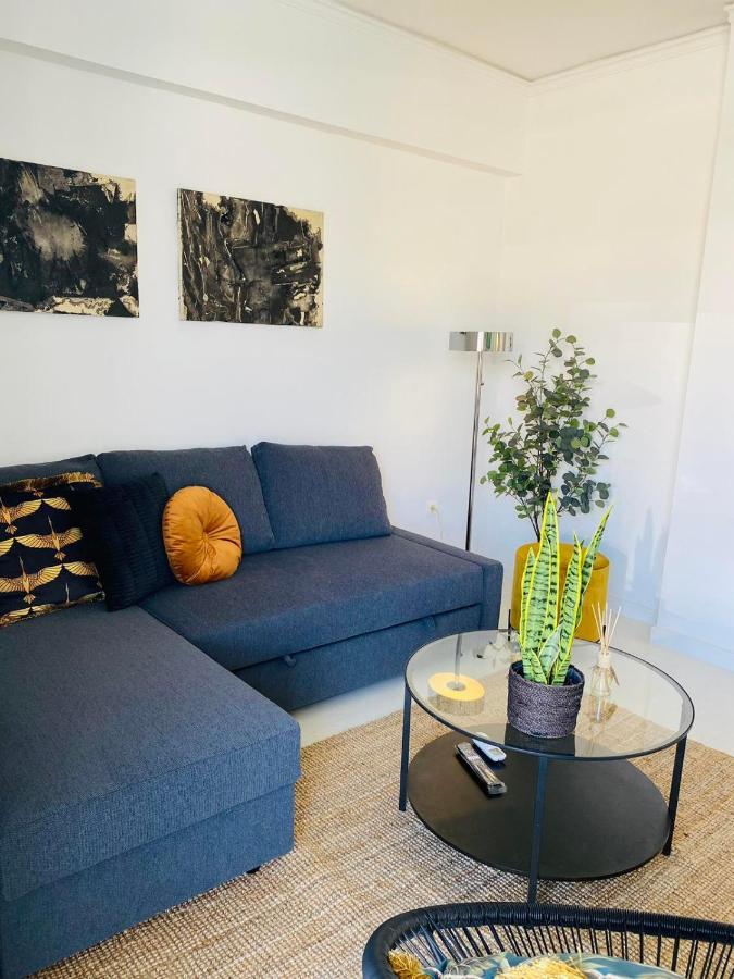 Apartment 2 Bd Floor Aprt With Acropolis View Athens