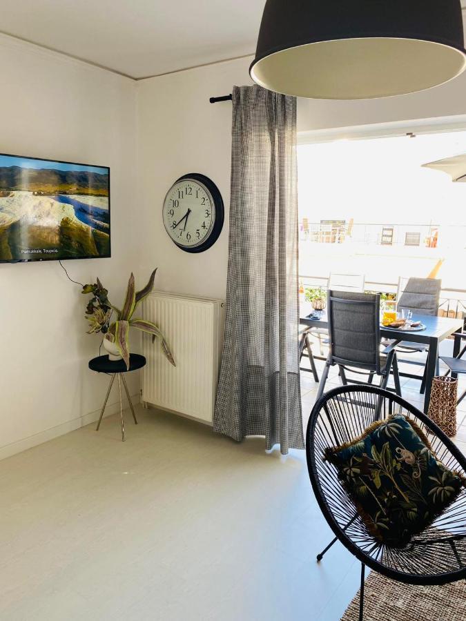 2 Bd Floor Aprt With Acropolis View Apartment Athens